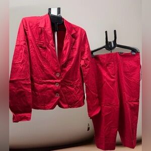 Women 2-pc Pantsuit BELIZA Red Blazer Capri Pant Set Size 16 Casual Stretch NWT